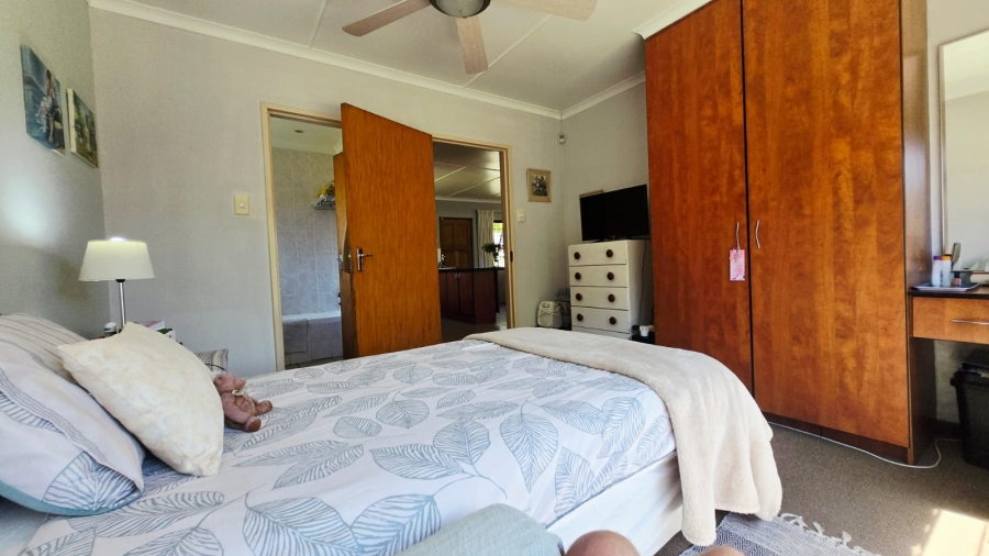 3 Bedroom Property for Sale in The Island Western Cape